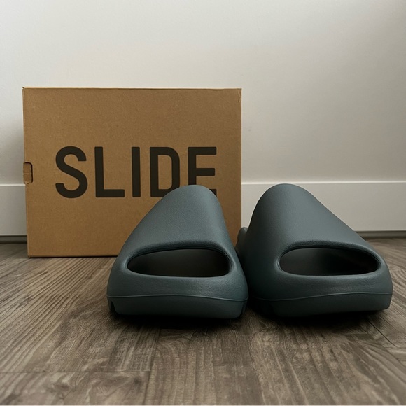 YEEZY SLIDE Slate Marine - Picture 3 of 7